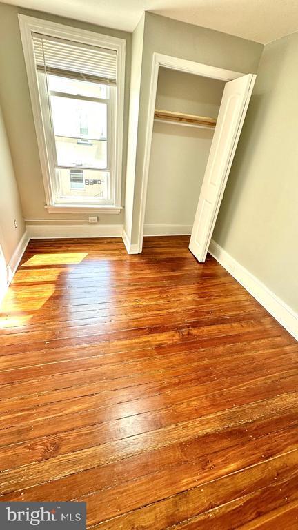 Foto del edificio - 525 Leverington Ave