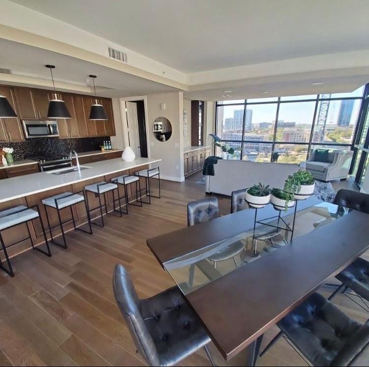 Foto principal - 2325 N Akard St