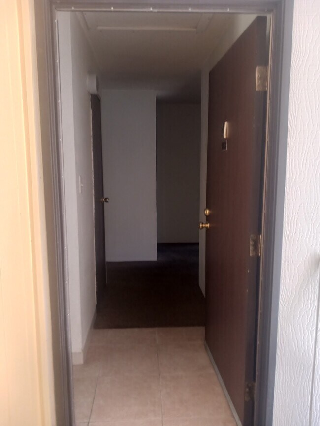 Foto del edificio - 400 S Saliman Rd
