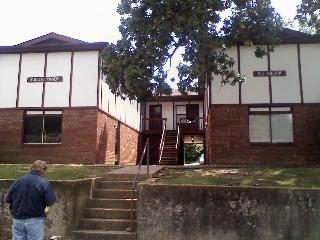 Primary Photo - 818 Kinzer St