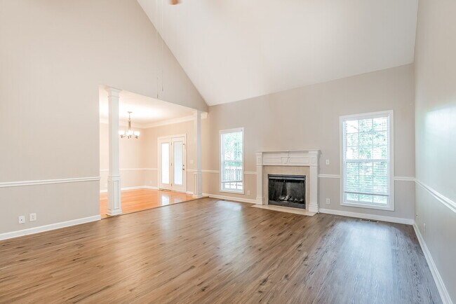 Foto del edificio - 2137 Aberdeen Cir