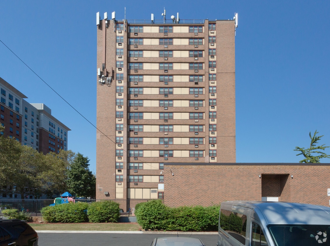 New Hope Village 195 W Market St Newark, NJ Apartments for Rent in