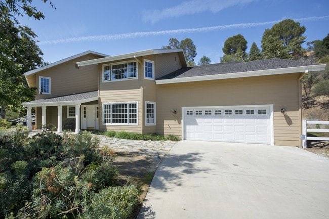 Building Photo - 30550 Mulholland Hwy