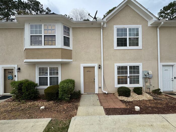 Primary Photo - **Bright & Spacious 3-Bed, 2.5-Bath Two-St...