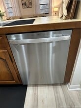 Building Photo - 4095 SE Centerboard Ln