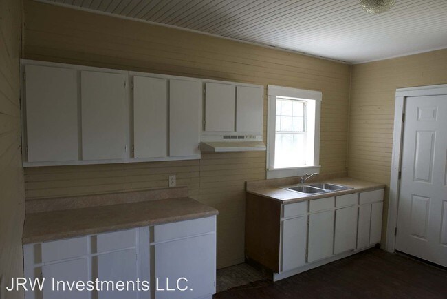 Foto del edificio - 1318 Georgia Ave