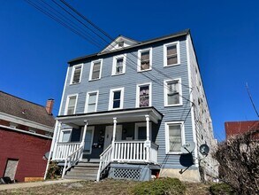 Building Photo - 761 Main St