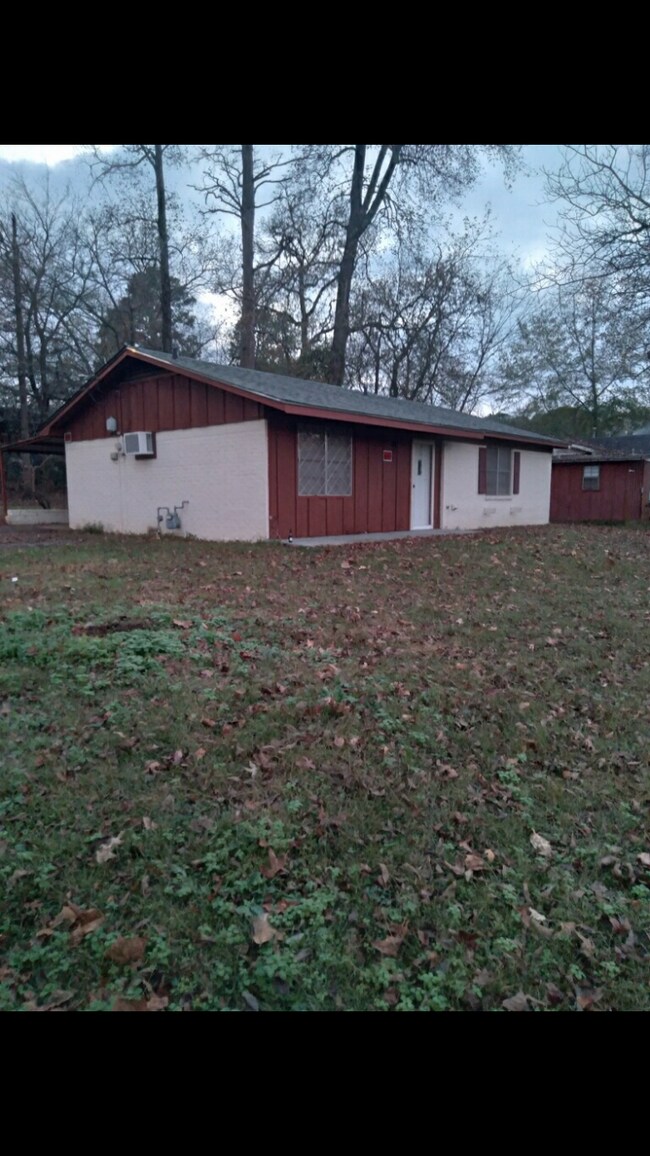 Foto del edificio - 2206 Poplar St