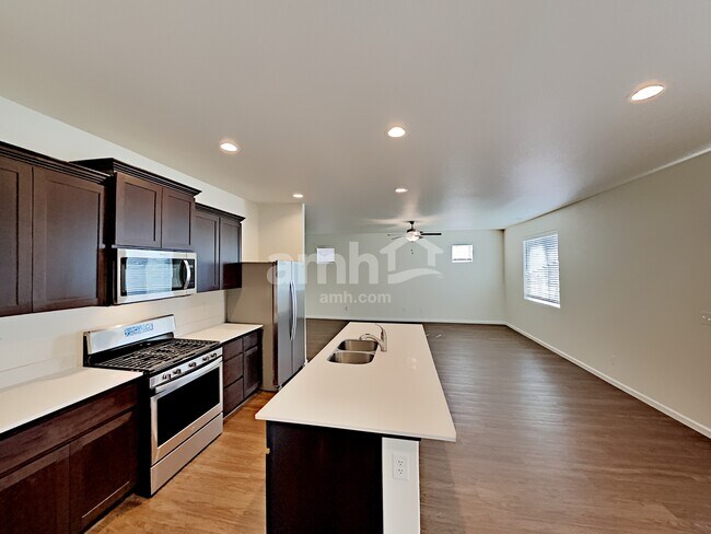 Building Photo - 1950 NW 23rd St