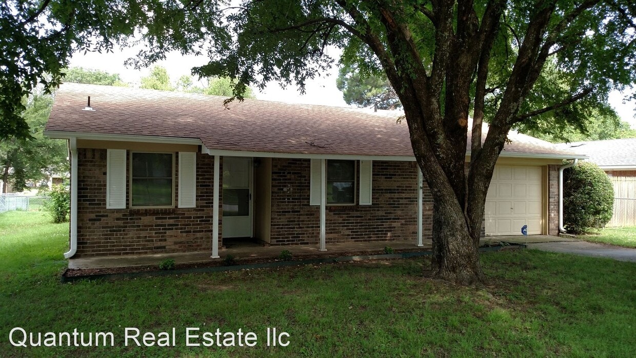 3 br, 2 bath House 8504 SOUTH 32ND TERR House Rental in Fort Smith