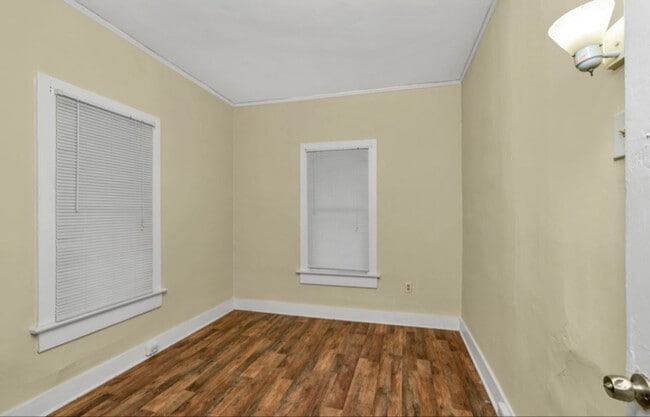 Building Photo - 170 Alton Ave