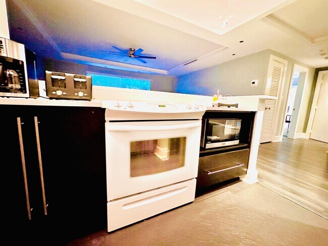 Foto del edificio - 2424 NE 9th St