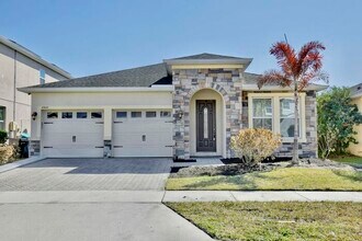 Building Photo - 4930 Soft Rush St