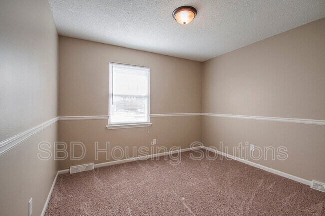Foto del edificio - 208 SE Country Ln
