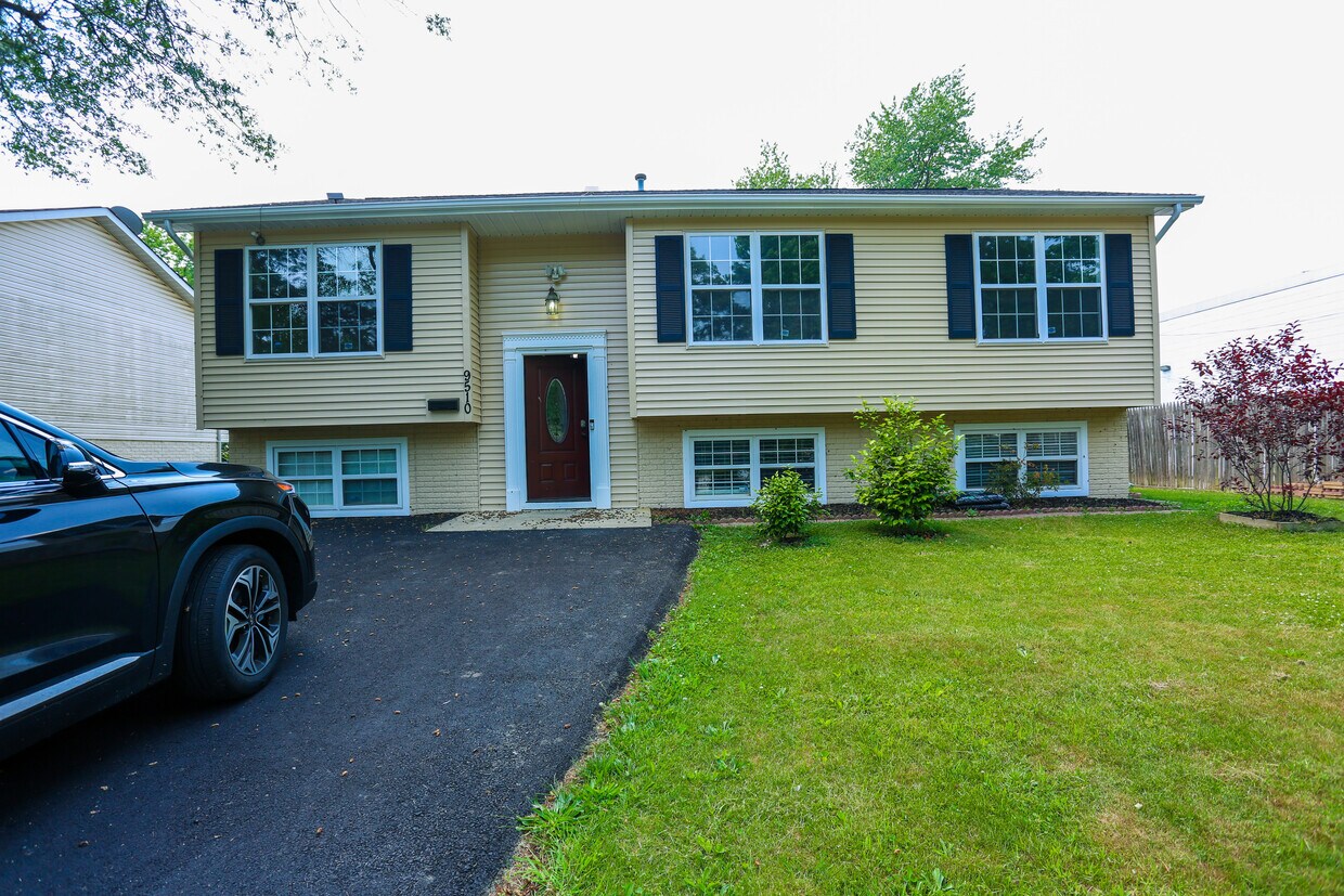 Foto principal - 9510 48th Ave