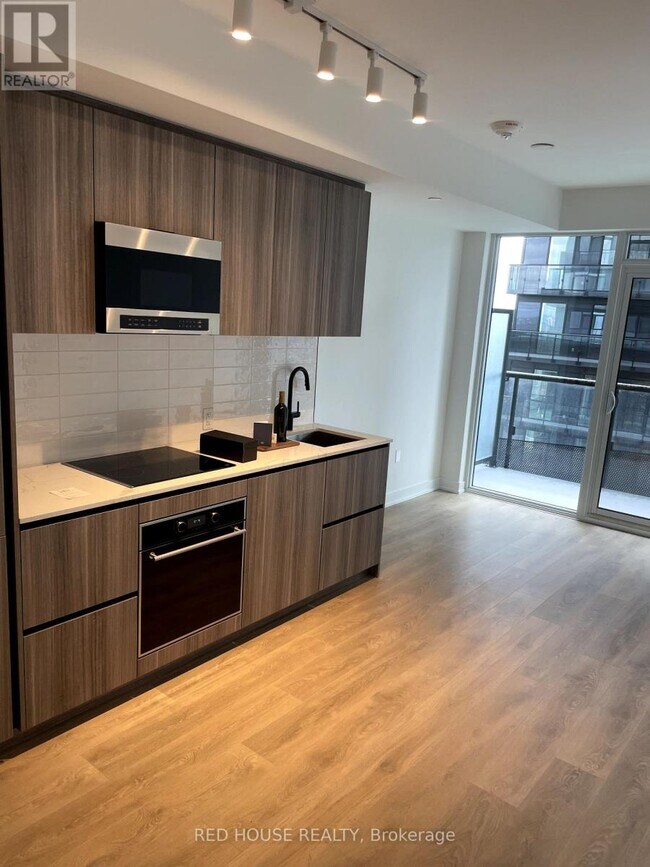 Photo du bâtiment - 117 Broadway Ave
