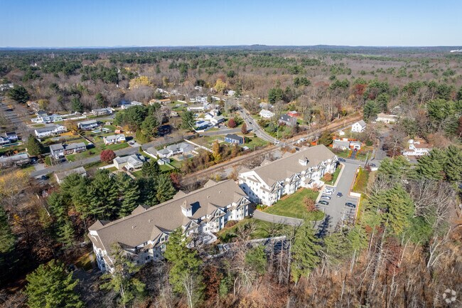 Foto aérea - Whispering Pines I Condominiums