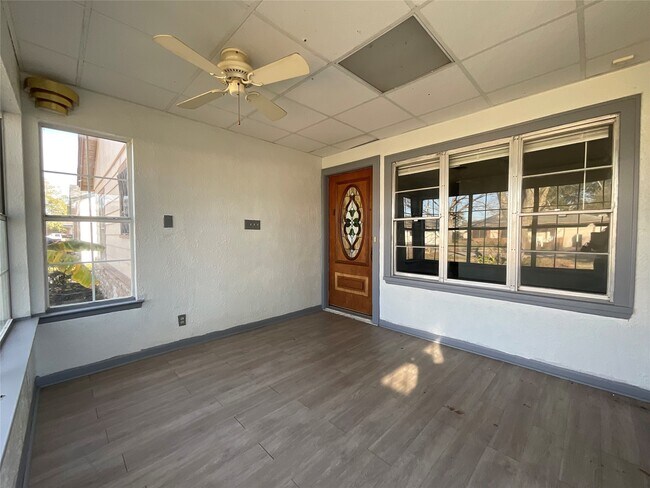 Building Photo - 1309 Jefferson St