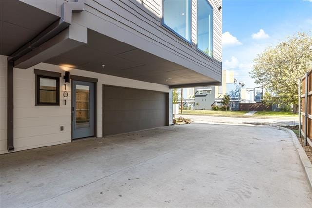 Foto del edificio - 2107 N Garrett Ave