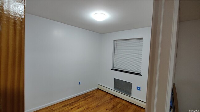 Foto del edificio - 186-17 Jamaica Ave