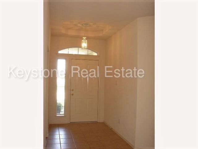 Foto del edificio - Great Corner Property in Benbrook Ranch!
