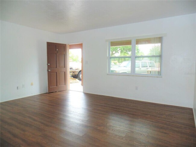Building Photo - 1260 70th St N