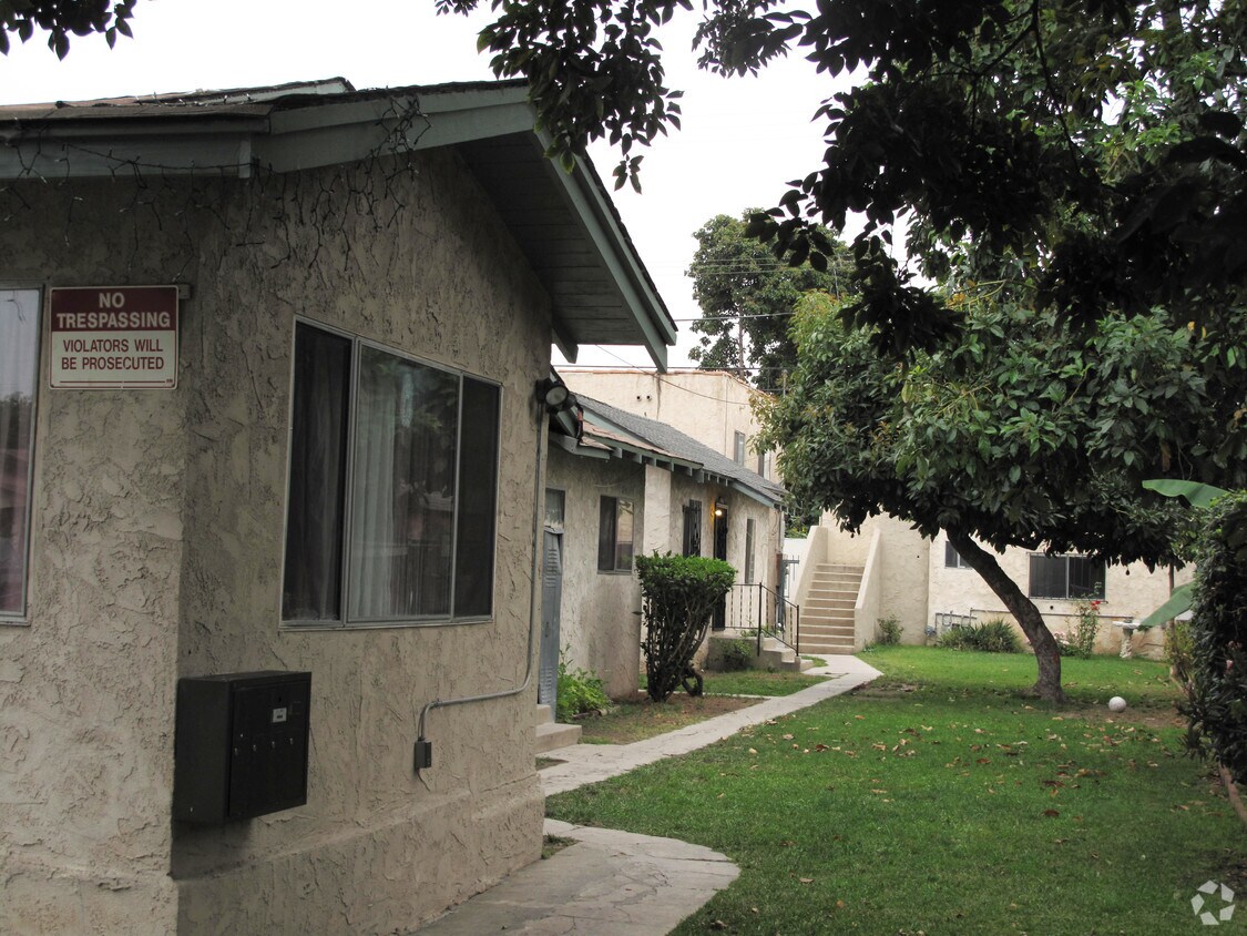 Foto del edificio - 6802 Middleton St