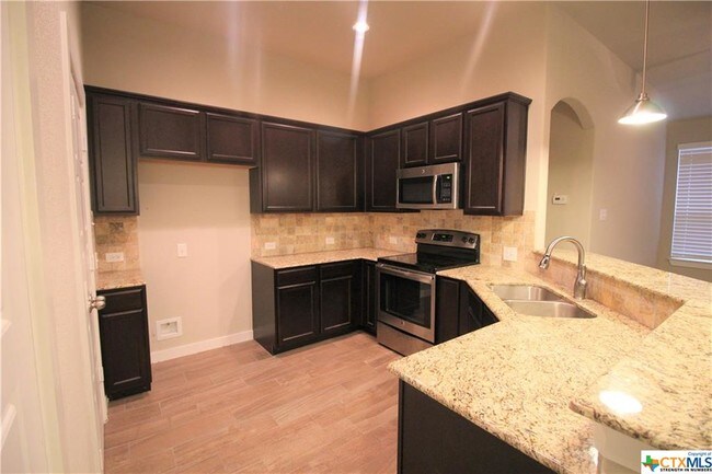 Foto del edificio - 1077 Creekside Orchard