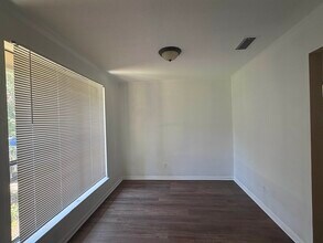 Building Photo - 1931 Faulk Dr