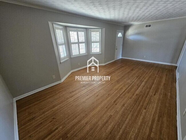 Building Photo - 1837 Dorrie Ln