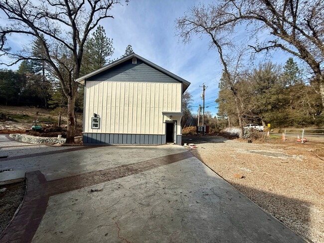 Building Photo - 19181 Indian Springs Rd