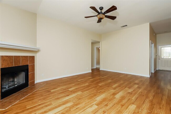 Building Photo - 1561 Kenneys Way