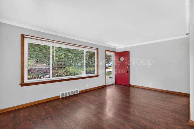 Building Photo - 1427 Attica Dr