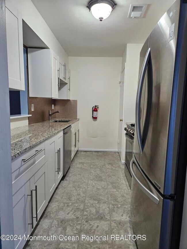 Foto del edificio - 462 Crawford St