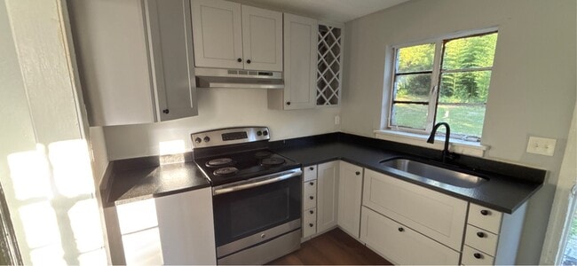 Foto del edificio - 1404 Briarcliff Dr