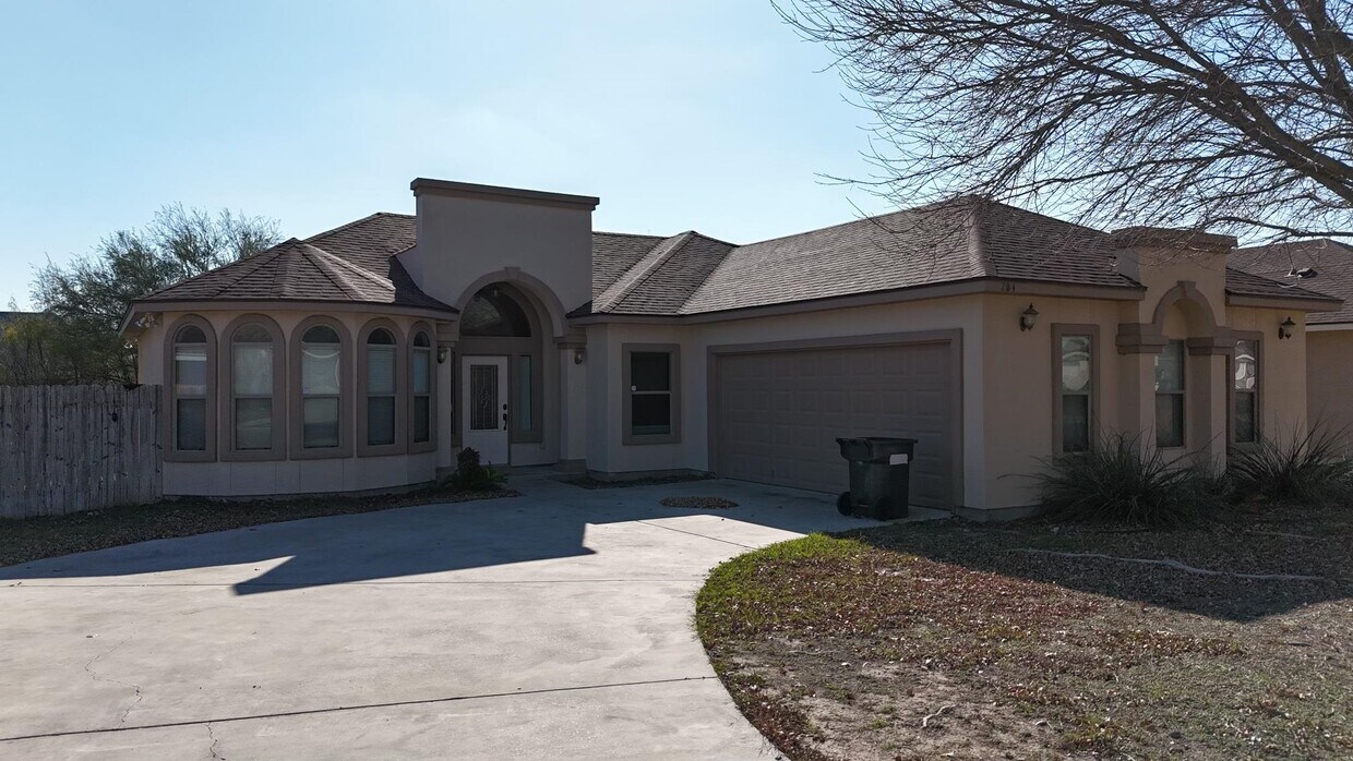 Foto principal - 204 Alyssa Dr