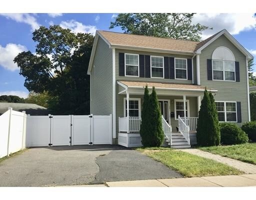 Foto principal - 291 Pleasant St