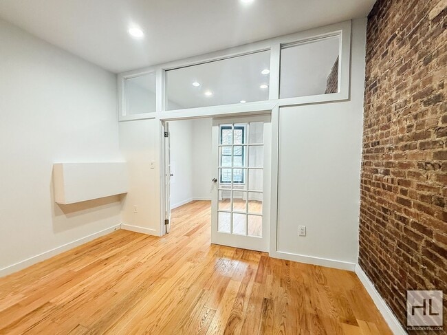 Building Photo - BEDFORD AVENUE / No fee 1-Bed 1-Bath in Prime Crown Heights / 1-Month Free
