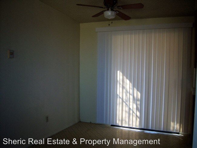 Building Photo - 7066 Sunset Rd