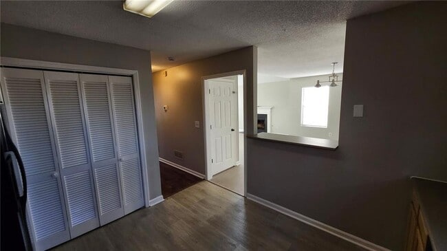 Foto del edificio - 4143 Lake Mist Dr NW