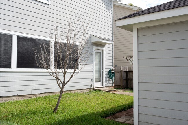 Foto del edificio - 20923 Patriot Park Ln