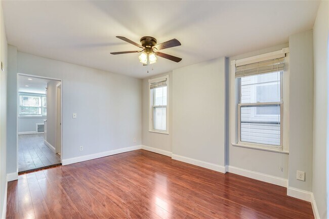 Building Photo - 122 W 22nd St