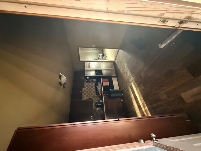 Foto del edificio - 401 N Ave C