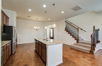 Building Photo - 10804 Brittmoore Oaks Pl