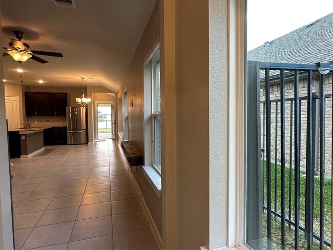 Building Photo - 2629 Bernadino Dr