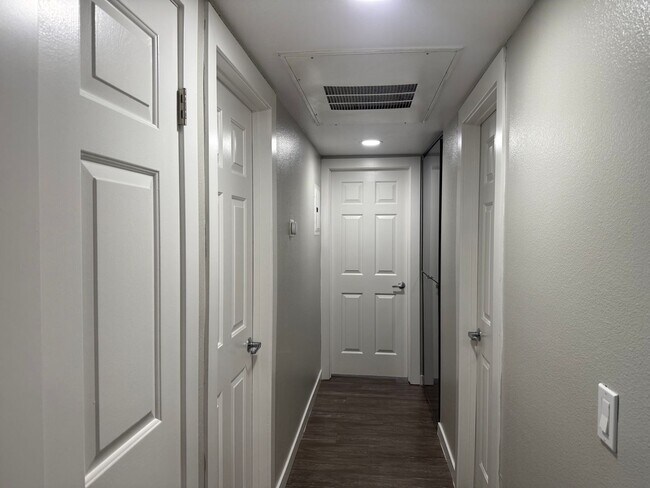 Interior Photo - Park Plaza Apartments