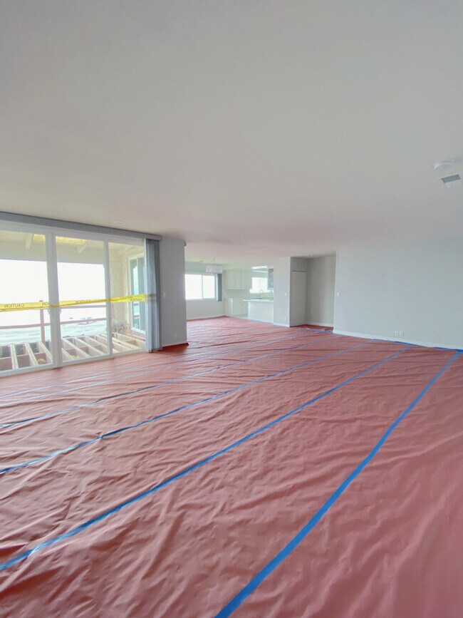 Main Living area and view into Dining - 356 Paseo de la Playa