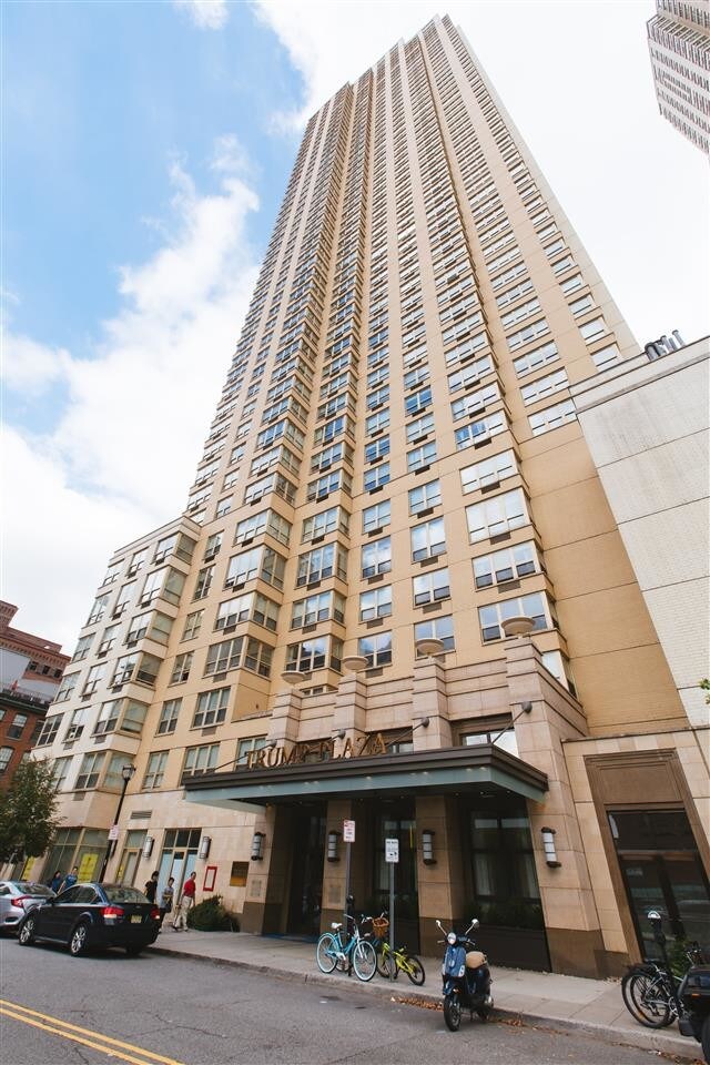 88 St, Jersey City, NJ 07302 House for Rent in Jersey City, NJ