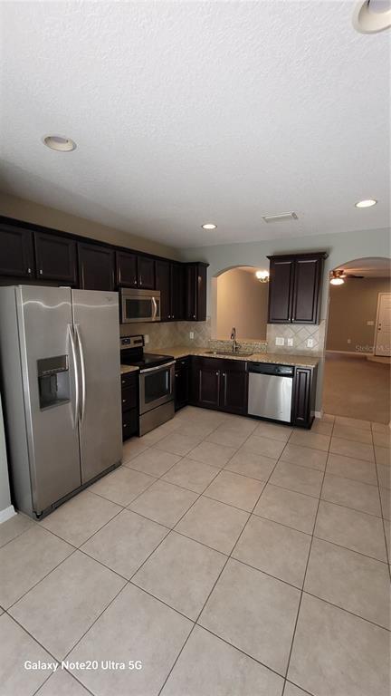 Foto del edificio - 15942 Stable Run Dr