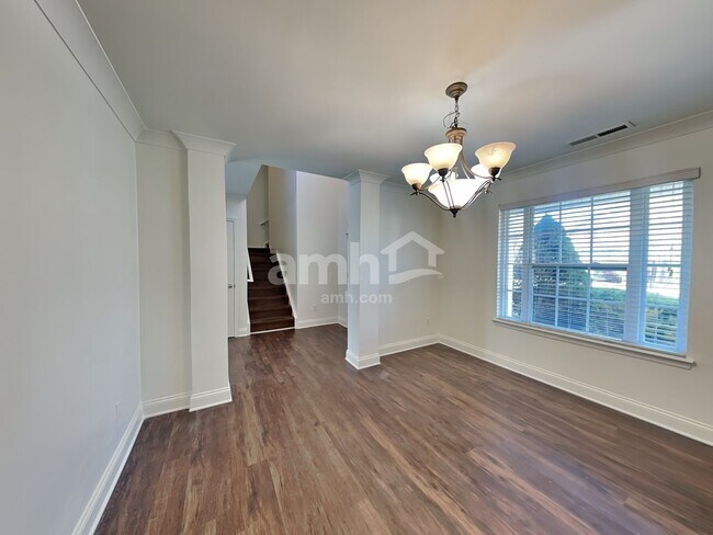 Foto del edificio - 6747 Thistle Down Dr